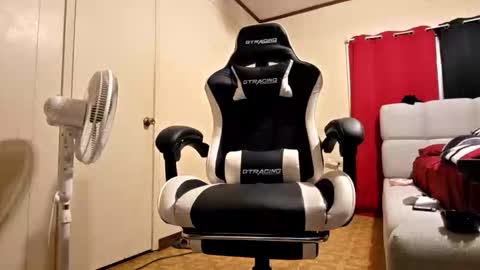 glomightyj online show from 16, 1, 2026