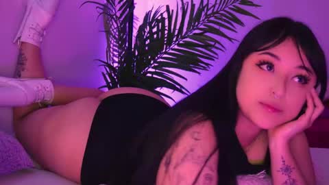 Mimi online show from 15, 4, 2026