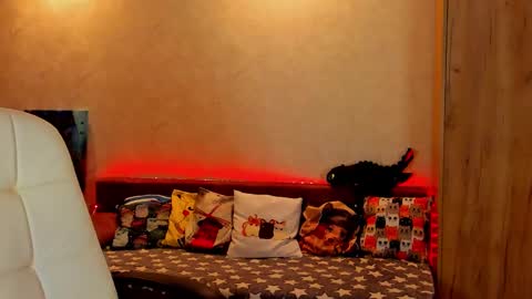 Gloria Wood online show from 16, 12, 2024