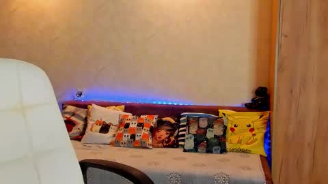 Gloria Wood online show from 26, 1, 2025