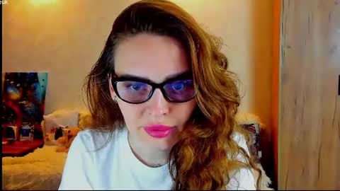 Snapshot of gloria_wood chatting on 11, 7, 2026 Gloria Wood online show from 11, 7, 2026