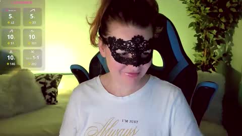 gloriagrays online show from 31, 10, 2025