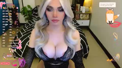 Snapshot of glorious_kim chatting on 15, 9, 2025 Kim - DONT FORGET TO FOLLOW AND GIME THUMBS UP online show from 15, 9, 2025