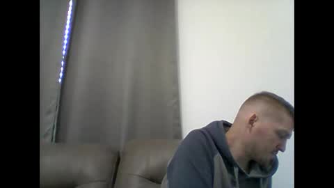 Snapshot of gmonay1331 chatting on 3, 2, 2025 gmonay1331 online show from 3, 2, 2025