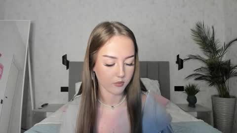 Lina online show from 12, 10, 2025