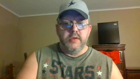 Snapshot of gobey33 chatting on 14, 7, 2026 IDKIDCIDGAF online show from 14, 7, 2026