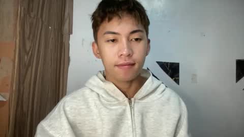 Snapshot of goddess_april17 chatting on 17, 5, 2026 Kenth online show from 17, 5, 2026