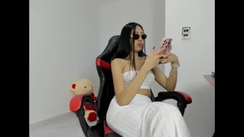 Snapshot of goddess_of_pigs chatting on 31, 3, 2026 goddess_of_pigs online show from 31, 3, 2026
