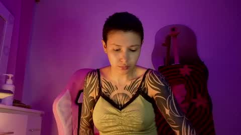 vee online show from 11, 4, 2026