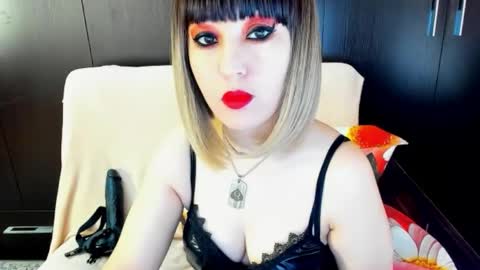 Snapshot of goddessemily_ chatting on 9, 2, 2026 goddessemily_ online show from 9, 2, 2026