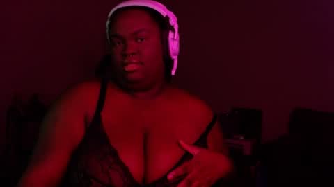 Madame Jackie online show from 28, 7, 2026