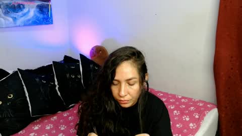  Naih Reyes online show from 6, 4, 2026