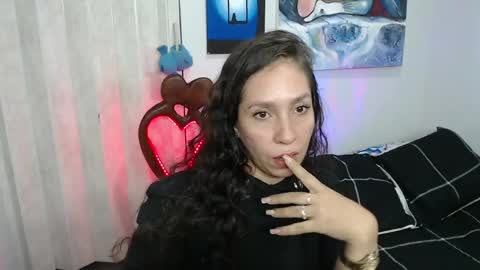 Snapshot of goddessnahi chatting on 28, 5, 2026 Naih Reyes online show from 28, 5, 2026