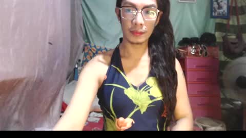 Snapshot of goddesssonyaxxx chatting on 18, 6, 2026 KENNY DOLL online show from 18, 6, 2026