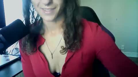 Snapshot of goddessvikkii chatting on 12, 1, 2026 goddessvikkii online show from 12, 1, 2026