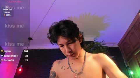 Snapshot of godly_huan chatting on 2, 2, 2025 HUAN online show from 2, 2, 2025