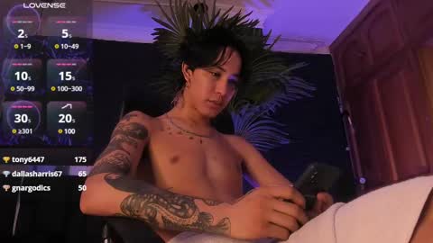 Snapshot of godly_huan chatting on 28, 2, 2025 HUAN online show from 28, 2, 2025