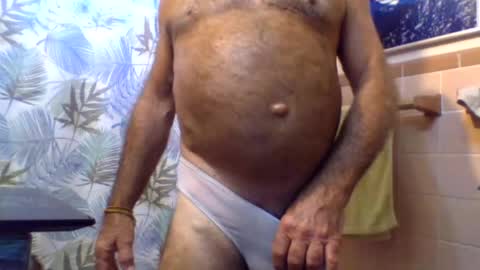 Snapshot of gojo885 chatting on 16, 6, 2026 gojo885 online show from 16, 6, 2026
