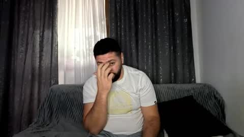 gold_alpha_boy online show from 11, 11, 2025