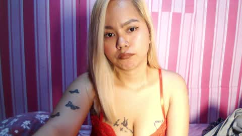 Snapshot of goldaveronn chatting on 4, 3, 2025 goldaveronn online show from 4, 3, 2025