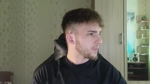 Golden boyyy21 online show from 27, 3, 2026