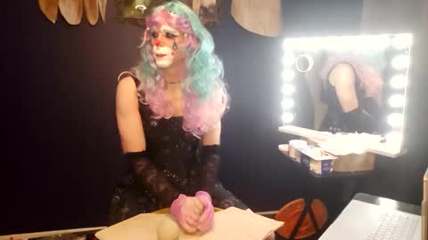 Lilly online show from 5, 11, 2025