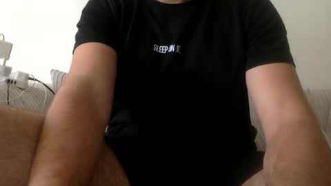 Golden-Glove online show from 9, 6, 2026