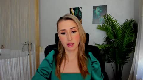 Olivia online show from 14, 2, 2025