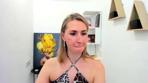 Olivia online show from 17, 2, 2025