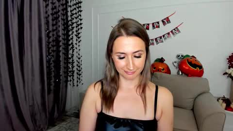 Olivia online show from 19, 10, 2025