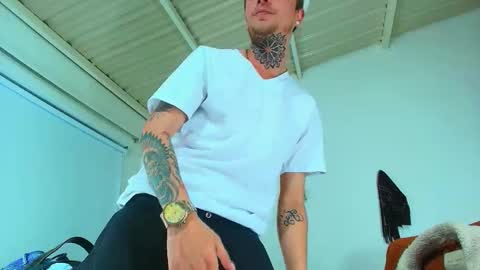 Snapshot of goldy_loyal99 chatting on 9, 9, 2025 Goldy Loyal93 online show from 9, 9, 2025