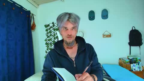 Goldy Loyal93 online show from 3, 3, 2026