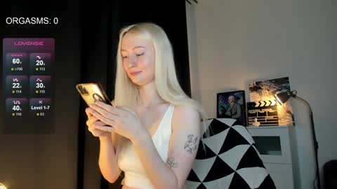 SOPHIE online show from 14, 12, 2024