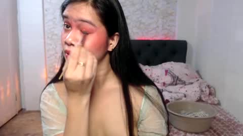 geneviev online show from 7, 12, 2024