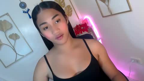 Snapshot of gorgeous_niicole chatting on 4, 11, 2025 gorgeous_niicole online show from 4, 11, 2025