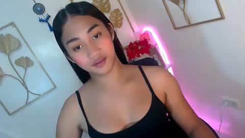 Snapshot of gorgeous_niicole chatting on 19, 11, 2025 gorgeous_niicole online show from 19, 11, 2025
