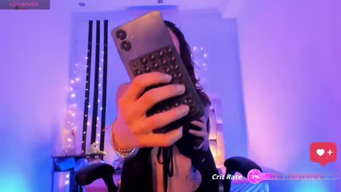 i am Jessi  I love animals and drawing I hope to get along with everyone. XOXO online show from 31, 1, 2026