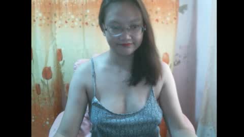 Snapshot of gorgeousmama chatting on 17, 10, 2025 gorgeousmama online show from 17, 10, 2025