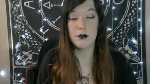 Snapshot of gothic_baddie chatting on 15, 1, 2026 Vampira Nymph online show from 15, 1, 2026
