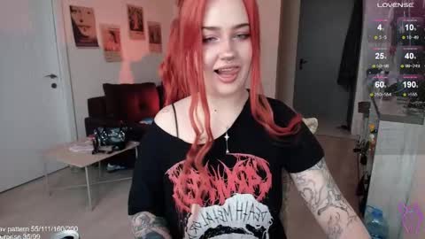 Snapshot of gothkittys chatting on 10, 5, 2026 traumfrau Kira angel face devil eyes I SELL A LOT VIDEO IN GALLERY online show from 10, 5, 2026