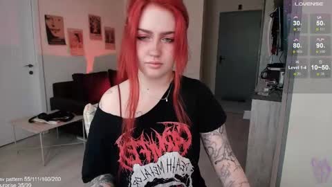 Snapshot of gothkittys chatting on 4, 6, 2026 traumfrau Kira angel face devil eyes I SELL A LOT VIDEO IN GALLERY online show from 4, 6, 2026