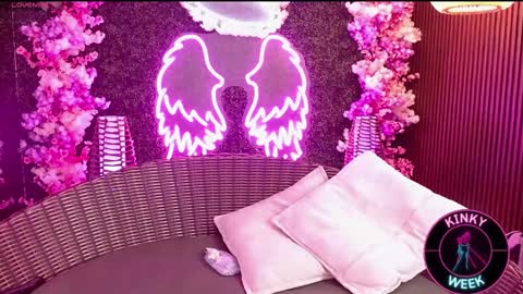 Meredith Alessandra online show from 17, 1, 2025