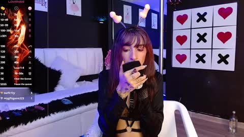 Meredith Alessandra online show from 21, 1, 2025