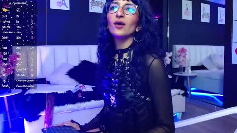 Meredith Alessandra online show from 11, 3, 2025