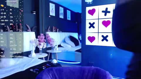 Meredith Alessandra online show from 8, 3, 2026