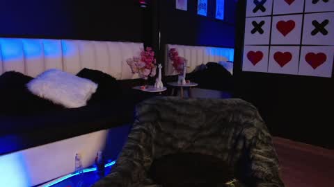Snapshot of gotthic_met chatting on 4, 6, 2026 Meredith Alessandra online show from 4, 6, 2026