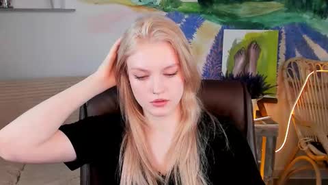 Grace Glamour online show from 12, 3, 2025