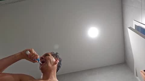 grattitude online show from 12, 11, 2025