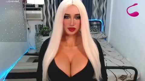 Snapshot of great_selfsuckerts chatting on 20, 4, 2026 PAULATHEONE online show from 20, 4, 2026