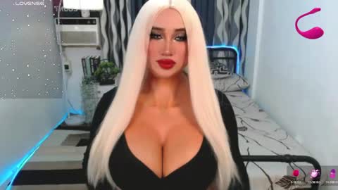 Snapshot of great_selfsuckerts chatting on 1, 5, 2026 PAULATHEONE online show from 1, 5, 2026